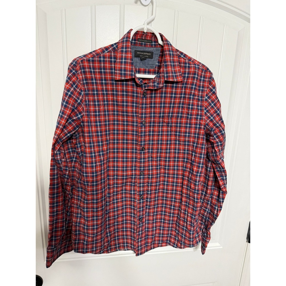 Banana Republic Button Down Mens M Untucked Fit Organic Cotton Plaid Red EUC
